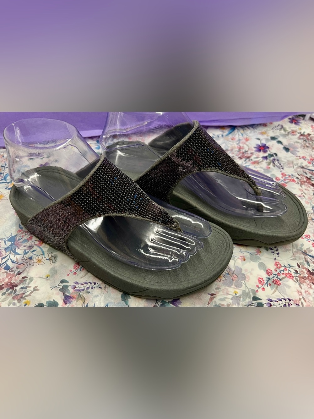 Fitflops Gray Sequin Thong Size 6 - Picture 5 of 11